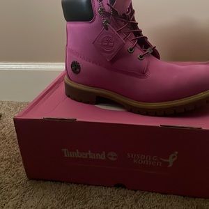 SPECIAL 💗 Susan Komen (Breast Cancer)TIMBERLAND boots 10.5 m
